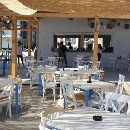 Seaside Building Stefan 3* Năvodari