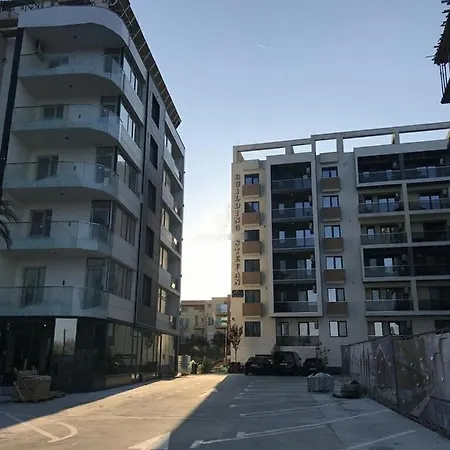 Seaside Building Stefan 3*